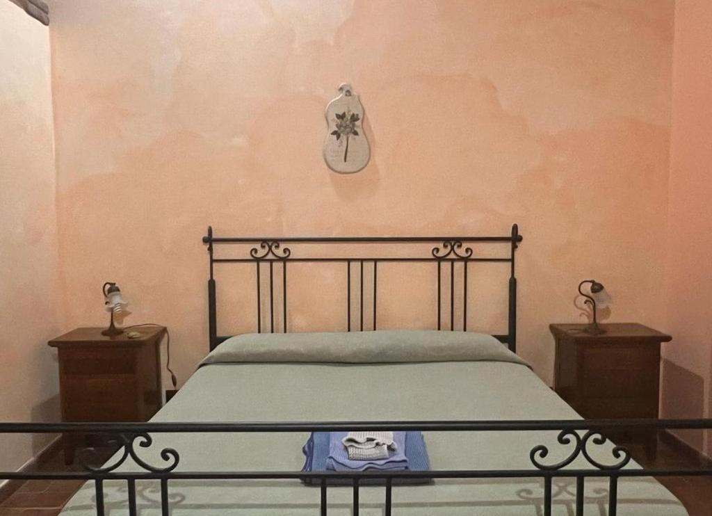 Mandra Chiusilla Villa Collesano Rum bild